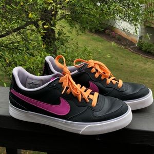2013 Nike Women’s Sweet Ace Sneakers Size 9